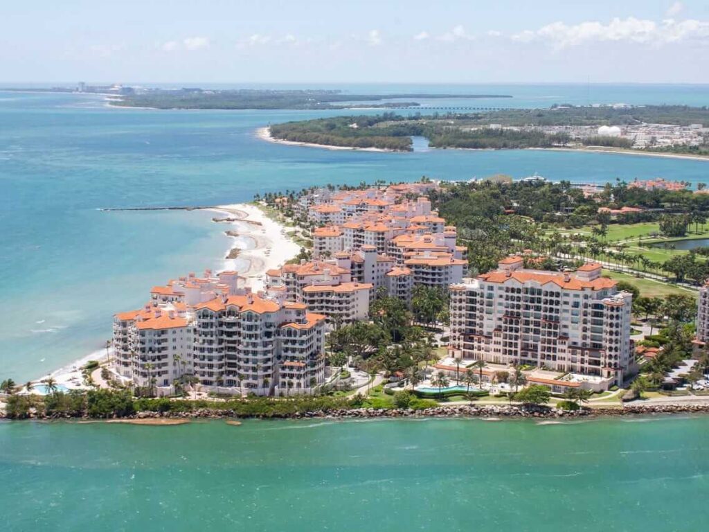 Fisher Island FL-Elite Metal Roofing Contractors of Miami Beach