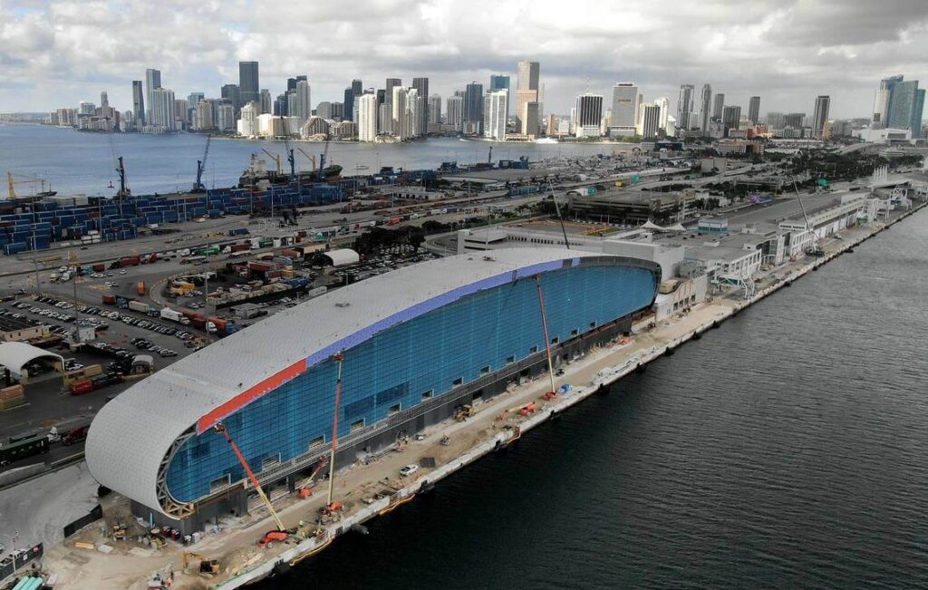 Dodge Island FL-Elite Metal Roofing Contractors of Miami Beach